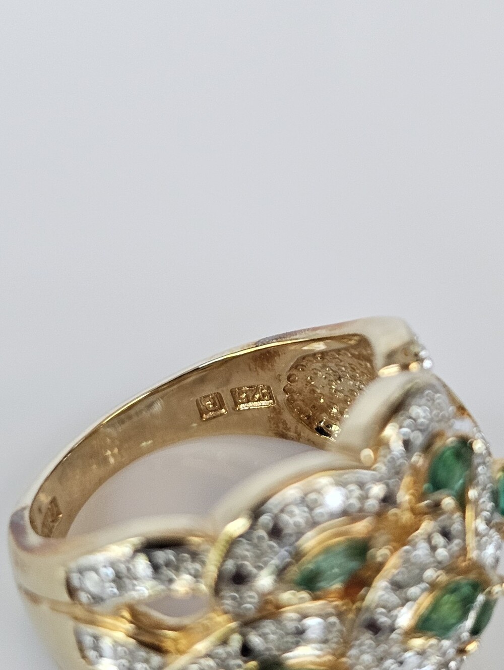 Vintage Genuine Emerald & Diamond Ring Yellow Gold Vermeil Size 6! - Picture 5 of 6